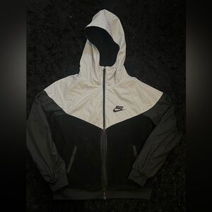 Nike Youth Windrunner Jacket